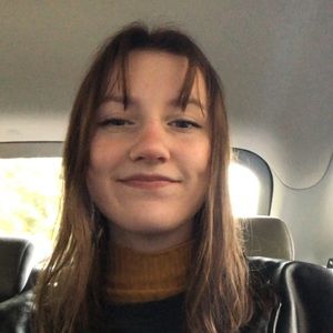 Meet your Posher, Lauren